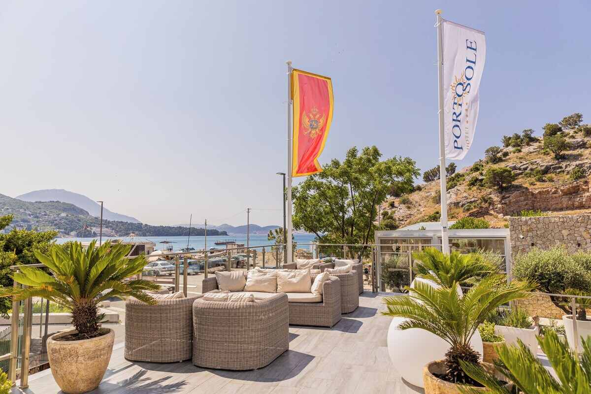 Lounge terrace above Sutomore beach