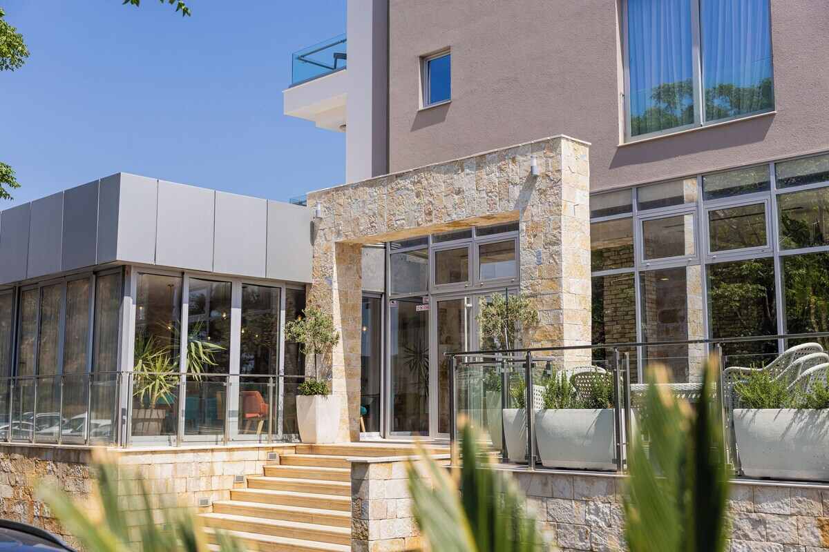 Stone entrance of Porto Sole Hotel
